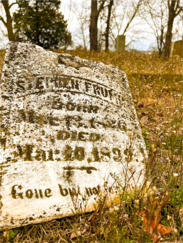 Main image Old Gravestone